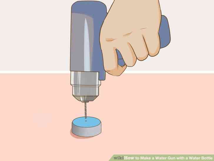 Image intitulée Faire un Pistolet à Eau avec une Bouteille d